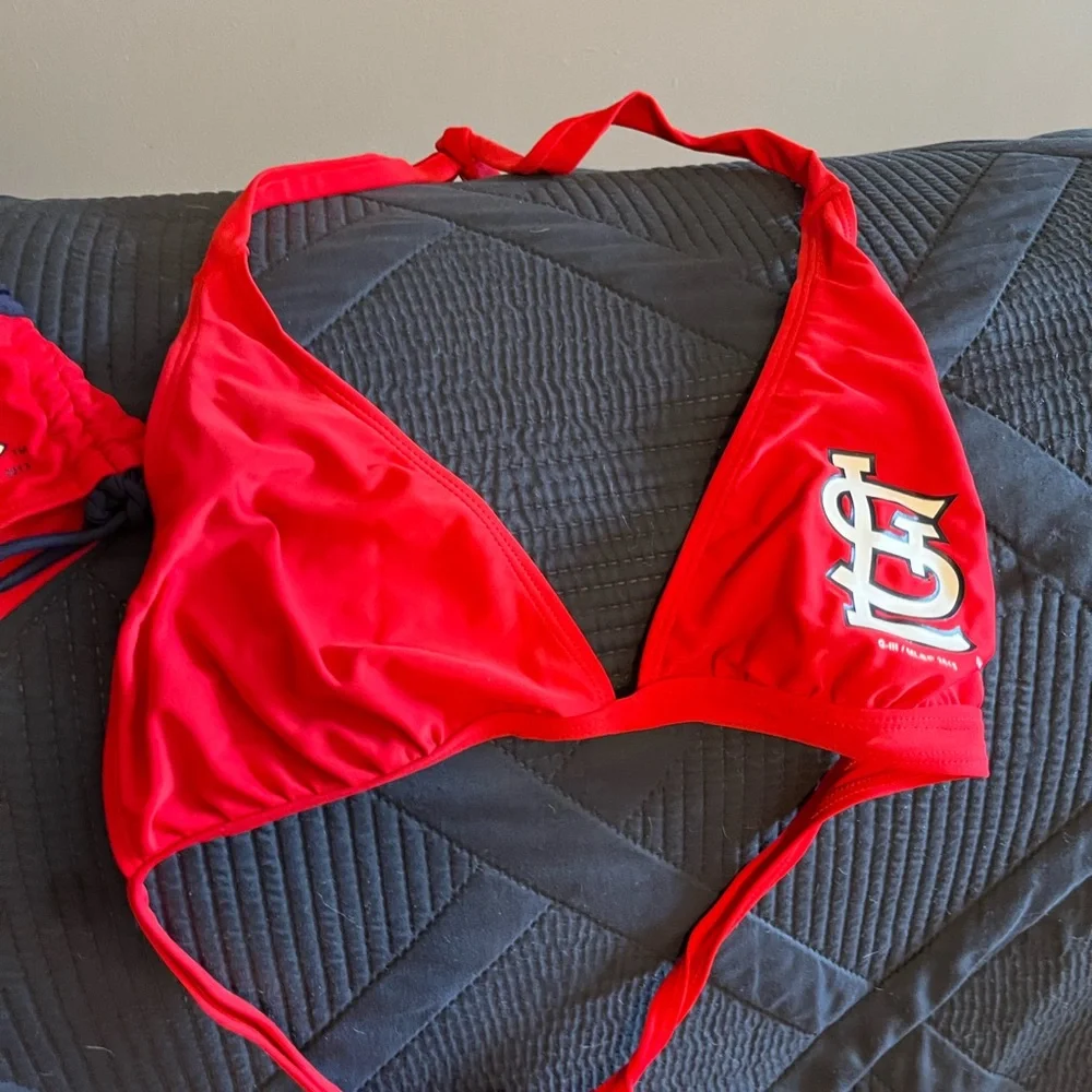 EUC (3) BUNDLE CARDINALS TWO PIECE AND COVER UP WONT SEPARATE - Picture 5 of 9